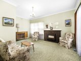 https://images.listonce.com.au/custom/160x/listings/13-simmons-street-box-hill-north-vic-3129/021/01685021_img_02.jpg?SlTSgStxw4A