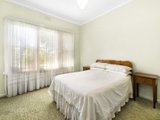https://images.listonce.com.au/custom/160x/listings/13-simmons-street-box-hill-north-vic-3129/021/01685021_img_04.jpg?I4JPJ_PAVE8