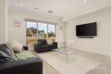 https://images.listonce.com.au/custom/160x/listings/13-skye-court-cardigan-vic-3352/966/01875966_img_11.jpg?s-Le9teDY3E