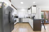 https://images.listonce.com.au/custom/160x/listings/13-sutton-court-glen-waverley-vic-3150/773/01908773_img_08.jpg?DIQdhBhUuM4