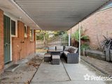 https://images.listonce.com.au/custom/160x/listings/13-swinburne-avenue-mooroolbark-vic-3138/460/01526460_img_15.jpg?OfUoE5j_v6A