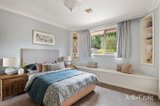 https://images.listonce.com.au/custom/160x/listings/13-tetragona-way-diamond-creek-vic-3089/922/01822922_img_15.jpg?hTSfEi59Tic