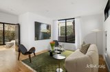 https://images.listonce.com.au/custom/160x/listings/13-the-crofts-richmond-vic-3121/790/01769790_img_07.jpg?ndiQOD5yb-k