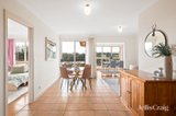 https://images.listonce.com.au/custom/160x/listings/13-the-wridgeway-mount-evelyn-vic-3796/126/01745126_img_06.jpg?WEkHxsw7jiY