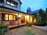 https://images.listonce.com.au/custom/160x/listings/13-trevallyn-close-montrose-vic-3765/032/01524032_img_19.jpg?z_EM27sg23Y