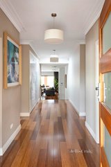 https://images.listonce.com.au/custom/160x/listings/13-vermont-parade-greensborough-vic-3088/102/01642102_img_03.jpg?xv5qyLcaOtg