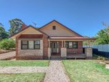 https://images.listonce.com.au/custom/160x/listings/13-victoria-road-kinglake-vic-3763/342/01525342_img_01.jpg?OGV7mPdbfFM