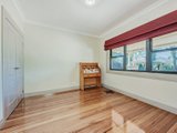 https://images.listonce.com.au/custom/160x/listings/13-victoria-road-kinglake-vic-3763/342/01525342_img_14.jpg?k-UJztljHn0