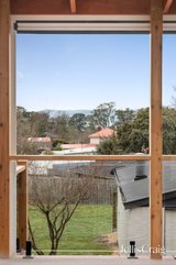 https://images.listonce.com.au/custom/160x/listings/13-victory-avenue-wandin-north-vic-3139/071/01767071_img_19.jpg?vrUzok7GTLo