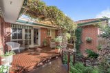 https://images.listonce.com.au/custom/160x/listings/13-watsons-road-glen-waverley-vic-3150/728/01228728_img_09.jpg?z1khn97lpnc
