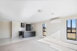 https://images.listonce.com.au/custom/160x/listings/13-whidburn-place-sebastopol-vic-3356/787/01971787_img_07.jpg?Scnrpa8dsPs