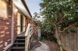 https://images.listonce.com.au/custom/160x/listings/13-wilson-avenue-montmorency-vic-3094/255/01718255_img_15.jpg?dM3fhkgz_xY