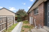 https://images.listonce.com.au/custom/160x/listings/13-wimbledon-court-mooroolbark-vic-3138/081/01607081_img_10.jpg?Q41glw9DxO4