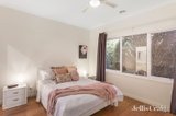 https://images.listonce.com.au/custom/160x/listings/13-wood-street-ringwood-east-vic-3135/607/00877607_img_04.jpg?oY3tAi5ilLU