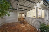 https://images.listonce.com.au/custom/160x/listings/13-wood-street-ringwood-east-vic-3135/607/00877607_img_06.jpg?qLY99COBSwM