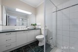 https://images.listonce.com.au/custom/160x/listings/13-woodhouse-grove-box-hill-north-vic-3129/875/01989875_img_08.jpg?HBzYHgzZLt0