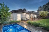 https://images.listonce.com.au/custom/160x/listings/13-york-street-bentleigh-east-vic-3165/659/01051659_img_05.jpg?Jy8D8_vZ6aA