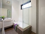 https://images.listonce.com.au/custom/160x/listings/13-york-street-geelong-vic-3220/275/01699275_img_12.jpg?XeGSI1hpqQs