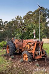 https://images.listonce.com.au/custom/160x/listings/130-beenak-road-beenak-vic-3139/505/01928505_img_19.jpg?ficZCn8UpIo