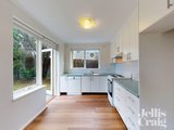 https://images.listonce.com.au/custom/160x/listings/130-clive-road-hawthorn-east-vic-3123/817/01814817_img_03.jpg?-hbu767KKtI