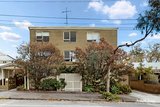 https://images.listonce.com.au/custom/160x/listings/130-finsbury-street-flemington-vic-3031/056/01976056_img_09.jpg?fmbwc9UtcHg