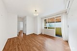 https://images.listonce.com.au/custom/160x/listings/130-finsbury-street-flemington-vic-3031/056/01976056_img_11.jpg?Ub5W64C0vUA