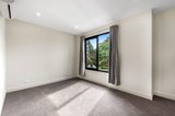 https://images.listonce.com.au/custom/160x/listings/130-holloway-street-ormond-vic-3204/732/01748732_img_04.jpg?KOtnLPHqfro
