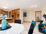 https://images.listonce.com.au/custom/160x/listings/130-lakeview-drive-lilydale-vic-3140/592/01524592_img_07.jpg?R7pLh9P9CTc