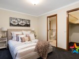 https://images.listonce.com.au/custom/160x/listings/130-lakeview-drive-lilydale-vic-3140/592/01524592_img_09.jpg?liEh1fgkW-4