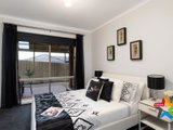 https://images.listonce.com.au/custom/160x/listings/130-lakeview-drive-lilydale-vic-3140/592/01524592_img_12.jpg?cVWcNH84x1Q