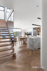 https://images.listonce.com.au/custom/160x/listings/130-page-street-middle-park-vic-3206/770/01738770_img_10.jpg?QkbH_JJGAaU
