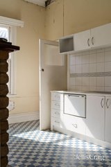 https://images.listonce.com.au/custom/160x/listings/130-pearson-street-brunswick-west-vic-3055/424/01967424_img_16.jpg?_VE0xb_CJAw