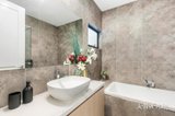 https://images.listonce.com.au/custom/160x/listings/130-station-street-burwood-vic-3125/744/01910744_img_09.jpg?tnAqNXiifzY