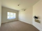 https://images.listonce.com.au/custom/160x/listings/130-weller-street-geelong-west-vic-3218/701/01623701_img_05.jpg?9Uqum-fjC2g