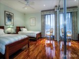 https://images.listonce.com.au/custom/160x/listings/1305-gallaghers-road-glen-waverley-vic-3150/837/01658837_img_07.jpg?TTNJRiY8c_E