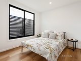 https://images.listonce.com.au/custom/160x/listings/131-3-curlew-court-doncaster-vic-3108/701/01732701_img_06.jpg?nDTvnTvwf9g