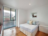 https://images.listonce.com.au/custom/160x/listings/131-beaconsfield-parade-albert-park-vic-3206/520/01087520_img_07.jpg?XZoXW_OUomw