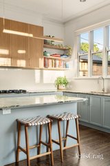 https://images.listonce.com.au/custom/160x/listings/131-beaconsfield-parade-northcote-vic-3070/097/01963097_img_09.jpg?4lOp2Pq-Qjc