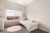 https://images.listonce.com.au/custom/160x/listings/131-daylesford-road-brown-hill-vic-3350/795/00857795_img_12.jpg?ChiGsuTjKAc