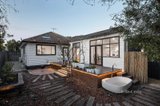 https://images.listonce.com.au/custom/160x/listings/131-elm-street-northcote-vic-3070/084/01280084_img_21.jpg?RixroDIaOVI