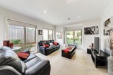 https://images.listonce.com.au/custom/160x/listings/131-florence-avenue-donvale-vic-3111/768/00498768_img_05.jpg?7mkBCkOJqpc