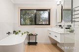 https://images.listonce.com.au/custom/160x/listings/131-holloway-road-croydon-north-vic-3136/014/01780014_img_16.jpg?rtD9vxpCj_4