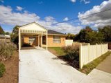 https://images.listonce.com.au/custom/160x/listings/131-kimberley-drive-chirnside-park-vic-3116/118/01525118_img_07.jpg?Z_dLvorb6ac