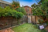 https://images.listonce.com.au/custom/160x/listings/131-leveson-street-north-melbourne-vic-3051/694/00891694_img_06.jpg?o867BDdcoxg