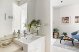 https://images.listonce.com.au/custom/160x/listings/131-richmond-terrace-richmond-vic-3121/017/01900017_img_15.jpg?EMl87omw5jg