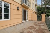 https://images.listonce.com.au/custom/160x/listings/131-wellington-crescent-east-melbourne-vic-3002/962/01738962_img_06.jpg?lHRhJsIE3mw