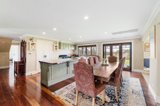 https://images.listonce.com.au/custom/160x/listings/131-yarraview-road-yarra-glen-vic-3775/334/01577334_img_08.jpg?2GAatQNd3d0