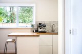 https://images.listonce.com.au/custom/160x/listings/131-york-street-saint-kilda-west-vic-3182/962/01912962_img_23.jpg?QNAxnTWASQw