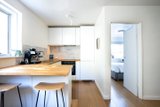 https://images.listonce.com.au/custom/160x/listings/131-york-street-saint-kilda-west-vic-3182/962/01912962_img_24.jpg?1TLLaPEhB_o