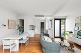 https://images.listonce.com.au/custom/160x/listings/1310a-hampton-street-hampton-vic-3188/699/01900699_img_07.jpg?xa2jAvkXuko